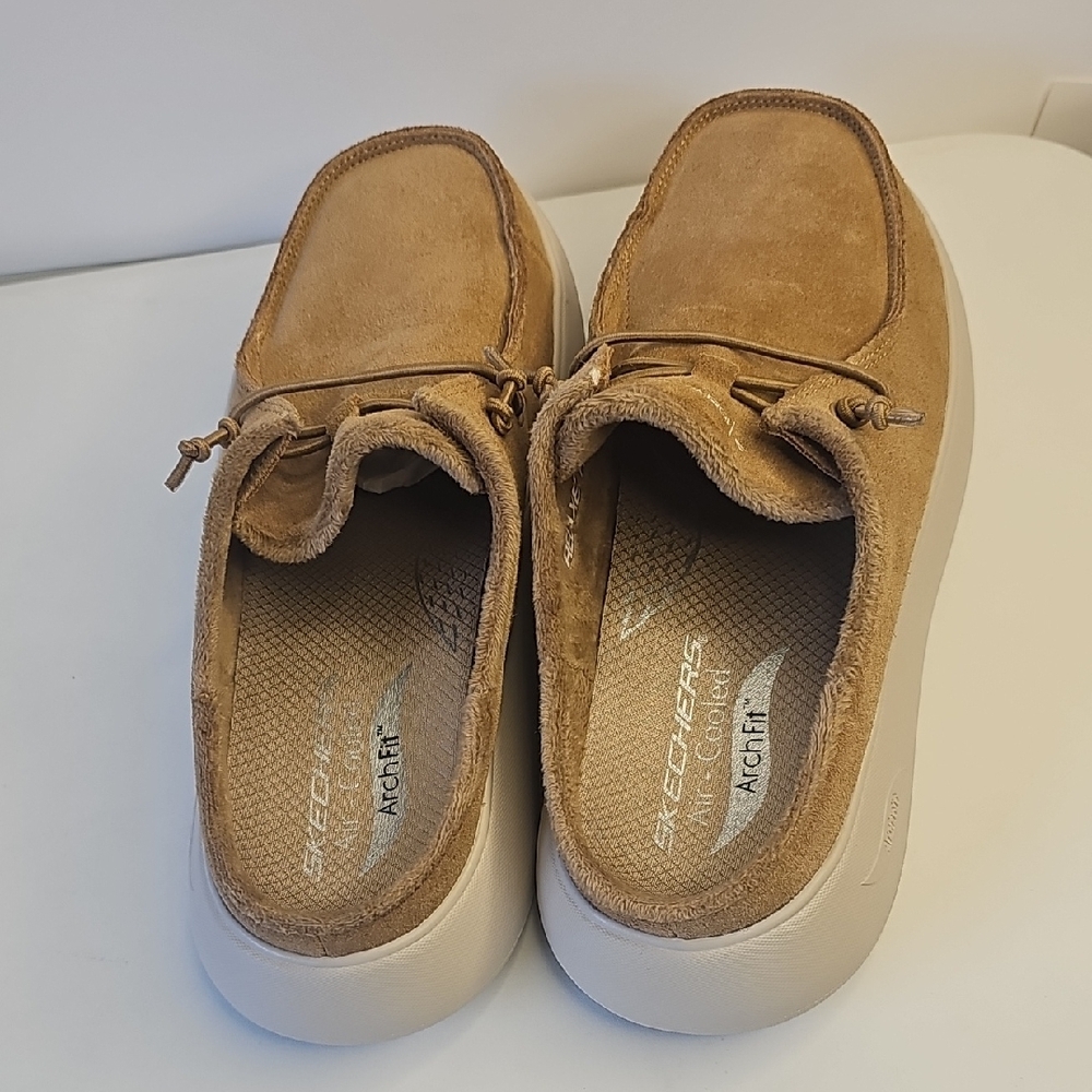 Skechers Women’s Slip-On Suede Mules in Tan Size 9 - Picture 4 of 7